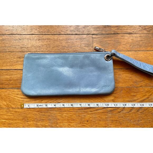 HOBO INTERNATIONAL Blue Leather Clutch/Wristlet - Picture 8 of 9